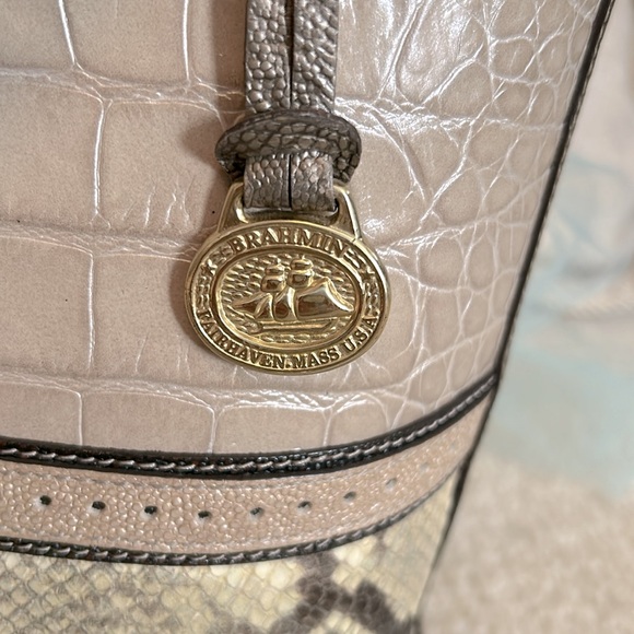 Brahmin Bucket Handbag Neutral Taupe - Picture 7 of 15